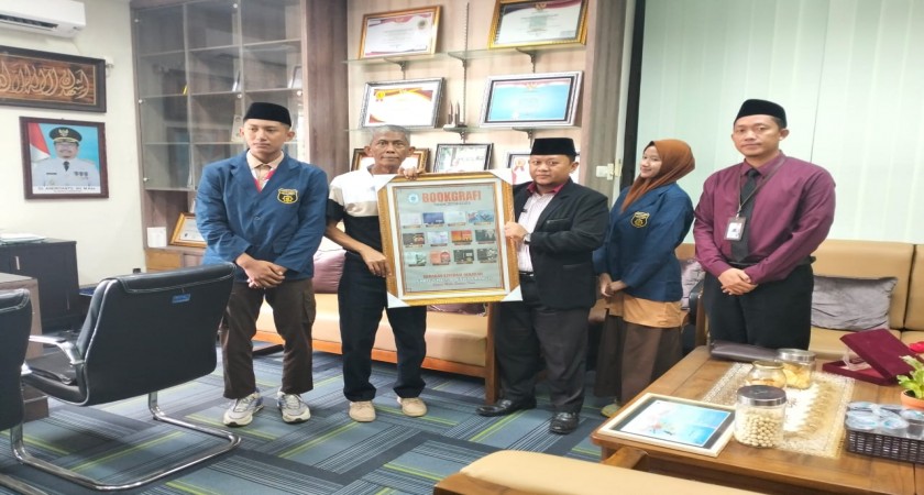 Kerjasama karya literasi antar bangsa, Tim Literasi Internasional diterima oleh Kepala Dinas Pendidikan dan Kebudayaan Kabupaten Pasuruan